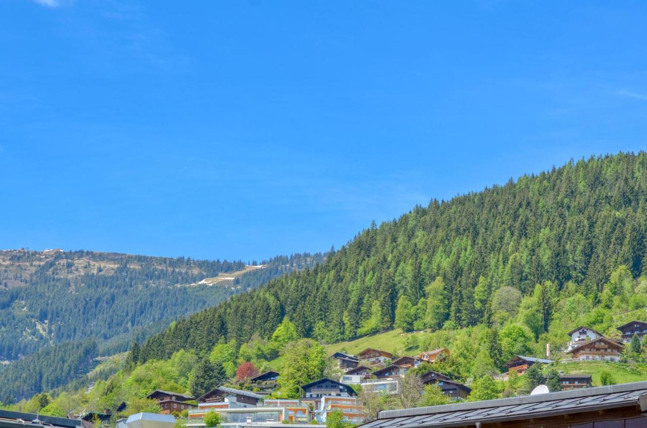 Apartment Antonia - By Alpen Apartments Zell am See Exterior photo